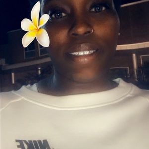 Meet your Posher, Philisa